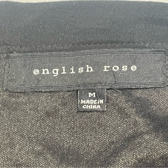 English Rose Black and Blue Patterned Women's Skirt beaded/sequin. Size M. - Picture 6 of 8